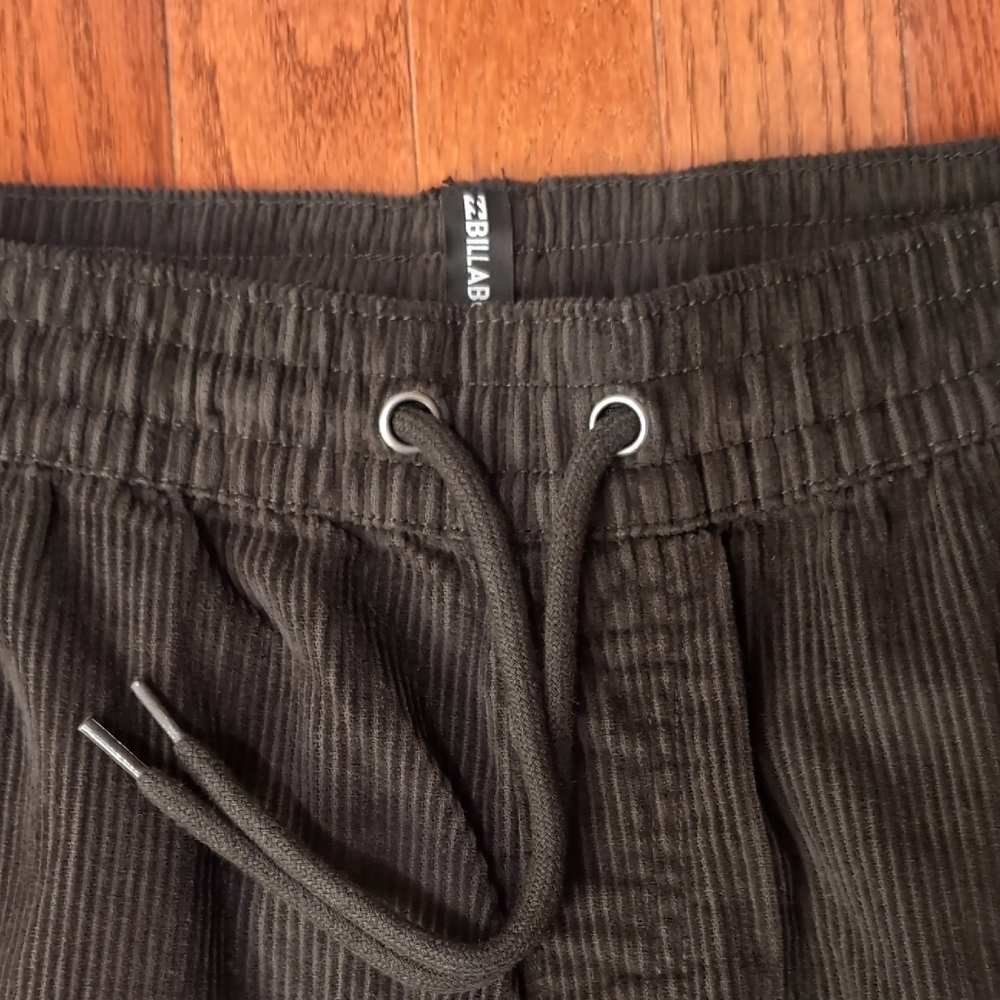 Billabong Men's Corduroy Shorts Size M Dark Green New - Picture 5 of 8